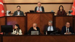 ibb meclisinde gazzenin kardes sehir olmasina yonelik onerge teklifi kabul edildi 7bdeQnNG.jpg