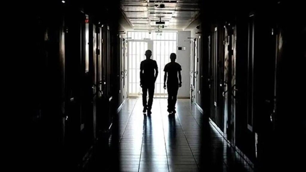 gecen-yil-300-bini-askin-cocuk-suca-karisti-yeArm2VQ