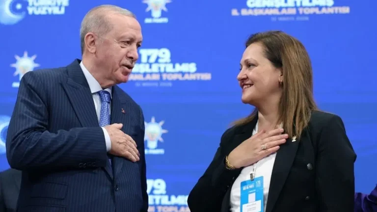 afyonkarahisarda-ilginc-suclama-burcu-koksal-karikaturu-erdogana-hakaret-sayildi-1NryFpUP