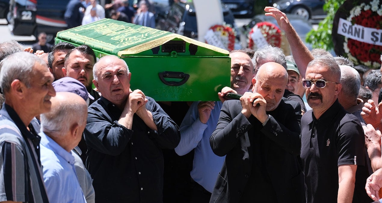 Mevlüt Çavuşoğlu Ailesinin Yas Günü